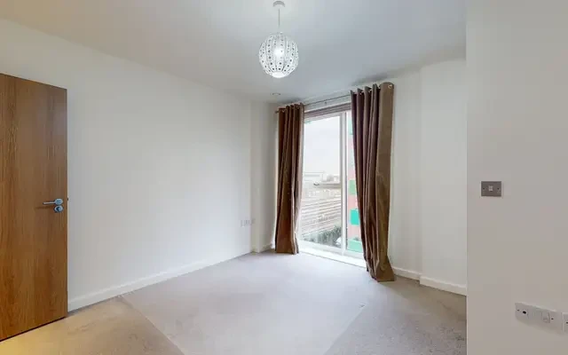 Matthews Close 12376# 4