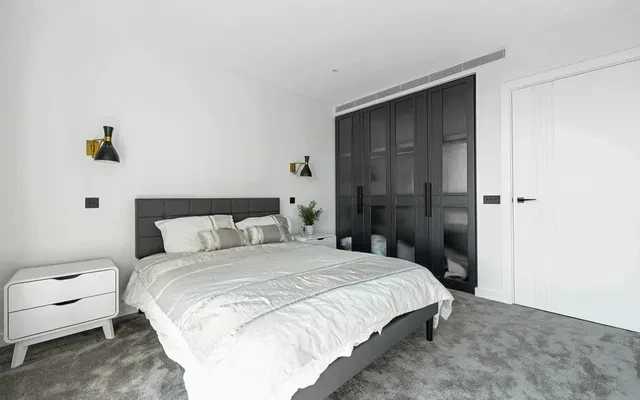 LH-Saffron Wharf 4