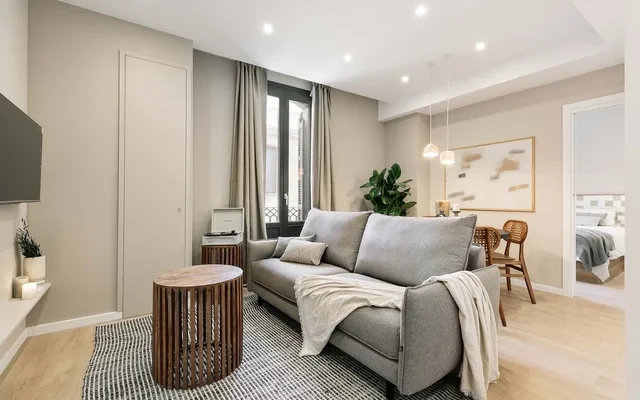 Acciaroli - 2 bedrooms and terrace in Ciutat Vella 1