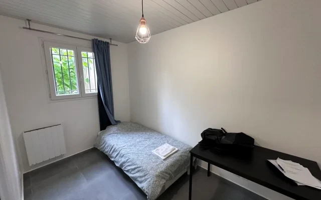 Vitry-sur-Seine 94e·15m²·F1·Studio·With furniture 0