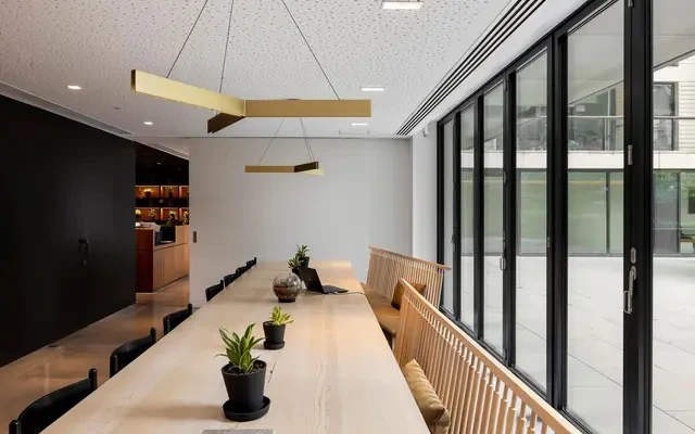 The Plimsoll Building, King's Cross, London, N1C 4BP 2