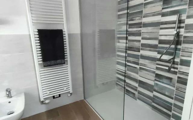 Camere per lavoratori e studenti in Via Lodovico Pavoni, Brescia 3