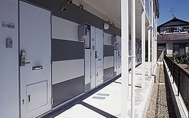 レオパレスＭＯＭＯ 1