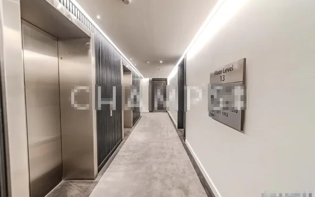 8 Casson Square, LONDON, SE1 7GU 1