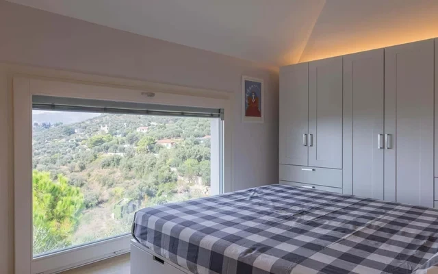 Luxury Apartment in Modern Villa Unit 2 3