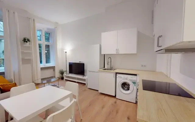 Colourful 2-Bedroom apartment close to Technische Universität Berlin - ベルリンの学生向け宿泊施設 - 2-bedrooms apartment