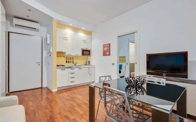 Amazing apartment in Pta Venezia 10 mins Duomo 3