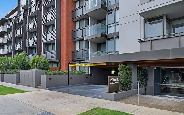 Entire Place·2B2B···Caulfield Heath, 15 Bond Street, Caulfield North 0