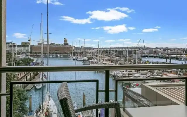 85 Customs Street West 3