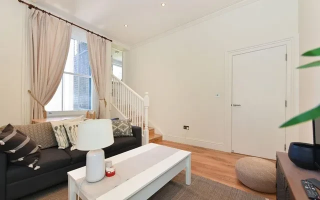 LH-Collingham Place 1