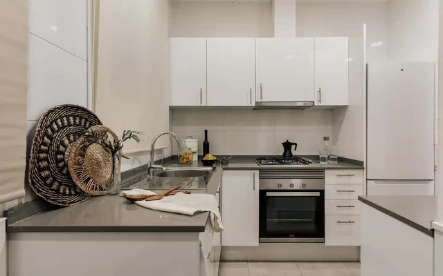 Cazu - 3 bedrooms and balcony in Eixample Esquerra 1