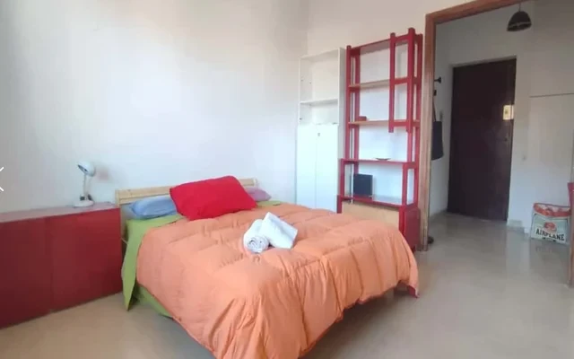 Via Traversari  con terrazzo e posto auto privato - Monteverde Vecchio 0