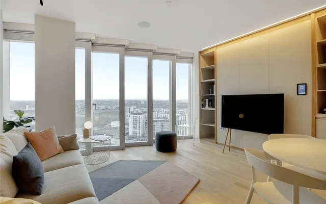 Manhattan Loft Gardens, Stratford, E20 0
