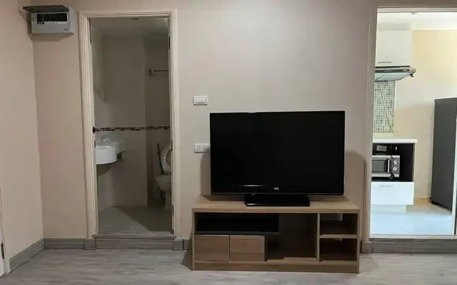 1-BR Condo for Rent, ฿9,900/month, Lumpini Ville Ramkhamhaeng 26 2
