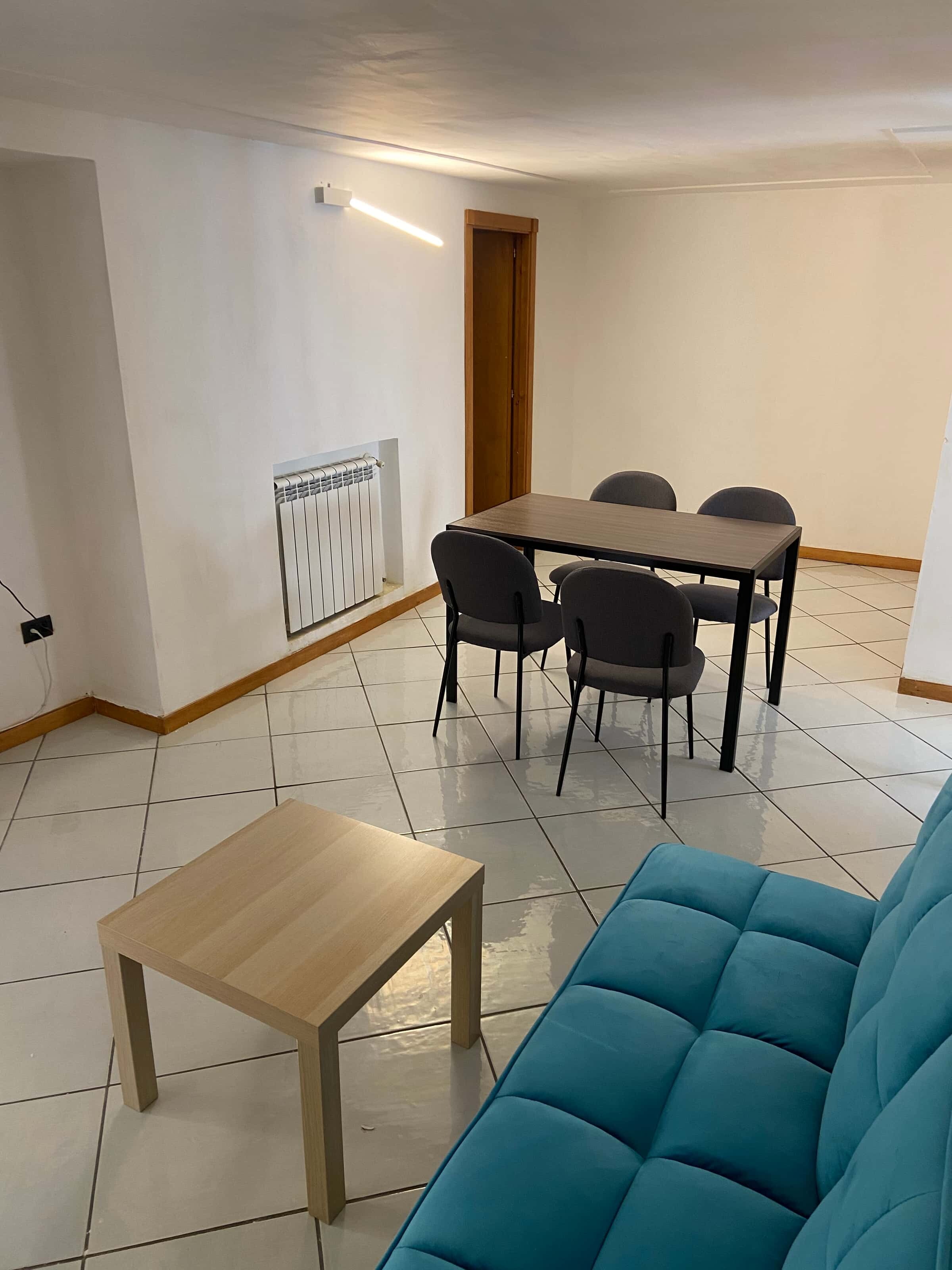 Apartment in Via dei Tribunali, Napoli for 90 m² with 2 bedrooms