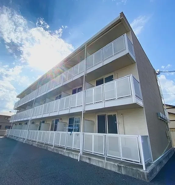 レオパレスリラ