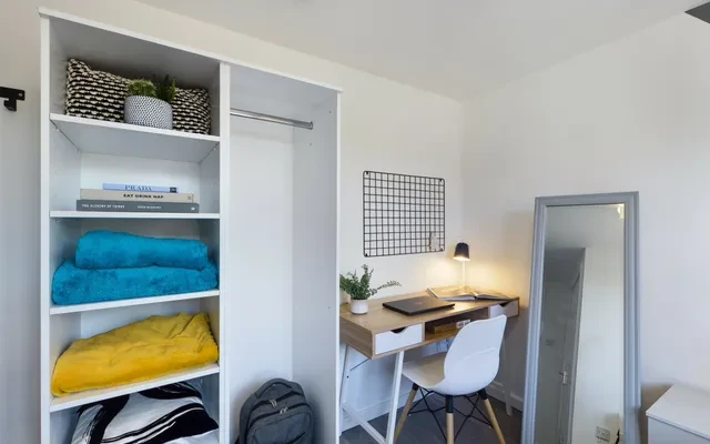 Flat 2 30 Haydn Avenue 0