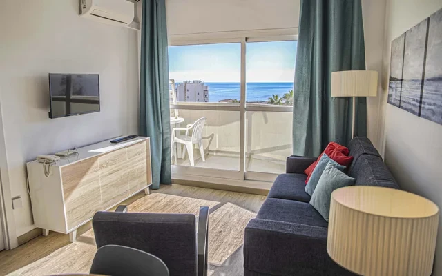 ALFRESCO STAYS BenalBeach Summer Breeze 0