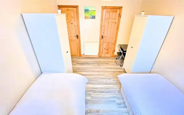 19 Tower Street - Cork student accommodation - Male Twin Room Ensuite