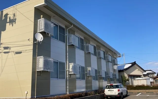 レオパレスアルビレオ 0