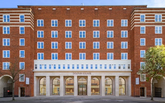 Dolphin Square 0