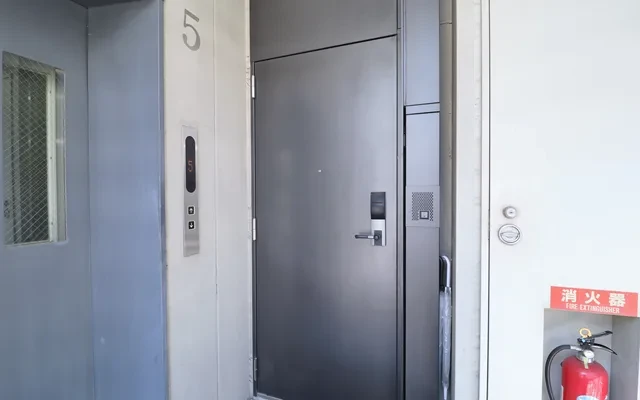 V19 Co-living house R 汐留 1