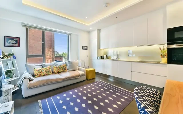 Mountview Lodge, Swiss Terrace, Swiss Cottage,  NW6 NW6 4RR 4