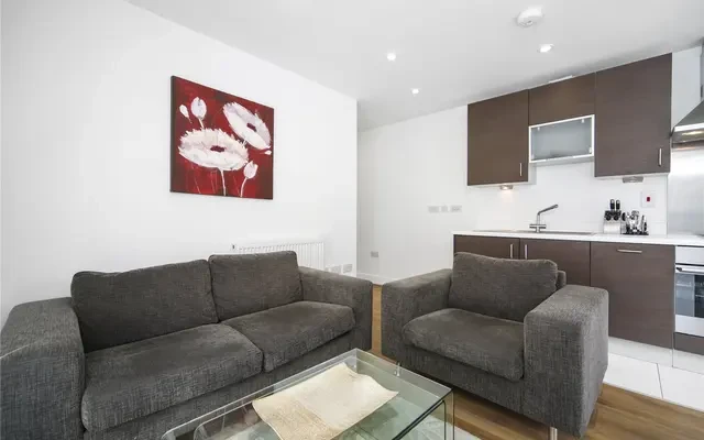 Hodgeson House, E1 2