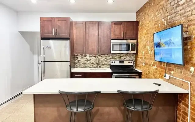 2254 2nd Avenue, New York 0