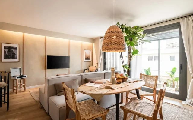 Lulua - 2 bedrooms and terrace in Eixample Dreta 1