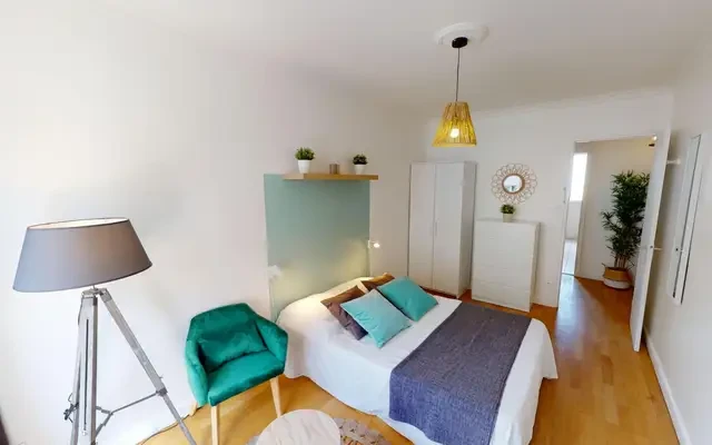 Enjoyable double bedroom near the Part Dieu train station 2