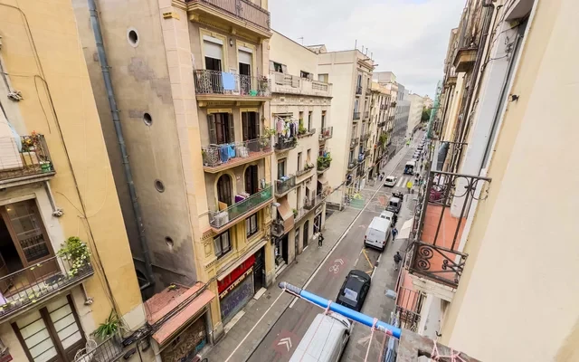 R22 - Carrer Nou de la Rambla Barcelona 08001 Spain 3