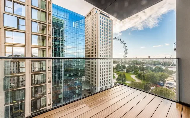 Casson Square, Southbank, London, SE1 7GY 3