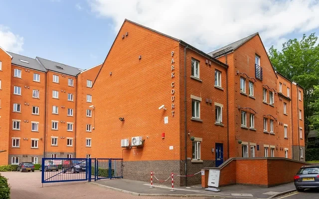 Park Court 0
