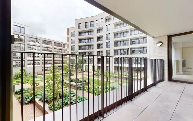 Hackney Road 13384# 3