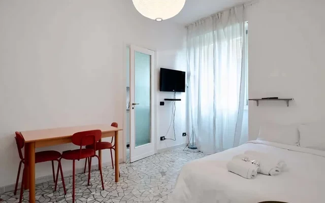 Elegante monolocale sui Navigli 0