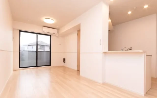 Simon Takaragaike 3