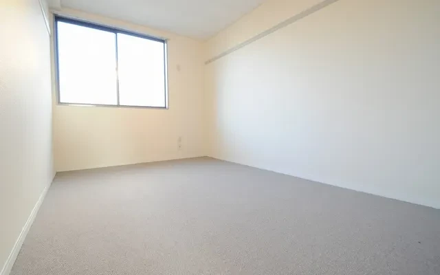 レオパレスめぐみ 4