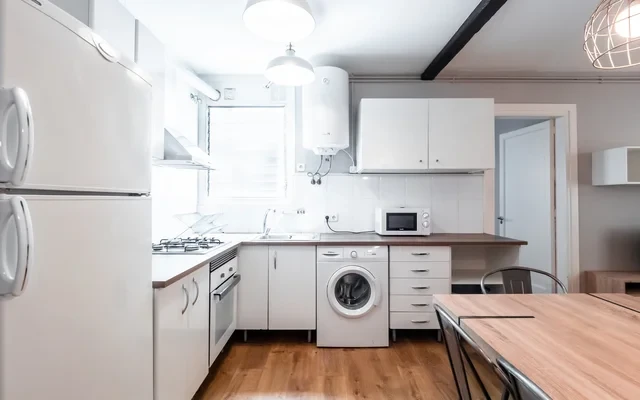 Amazing 4 bedroom flat right in Eixample, fully equippedavessera de Gracia 0