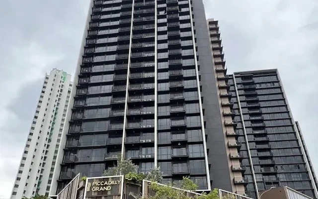 Piccadilly Grand - LZ 0