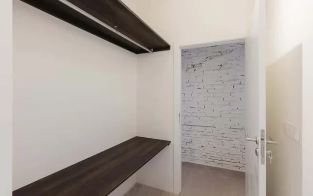 Piso de 5 habitaciones 1