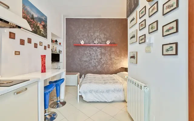 studio near Via Ellero 1