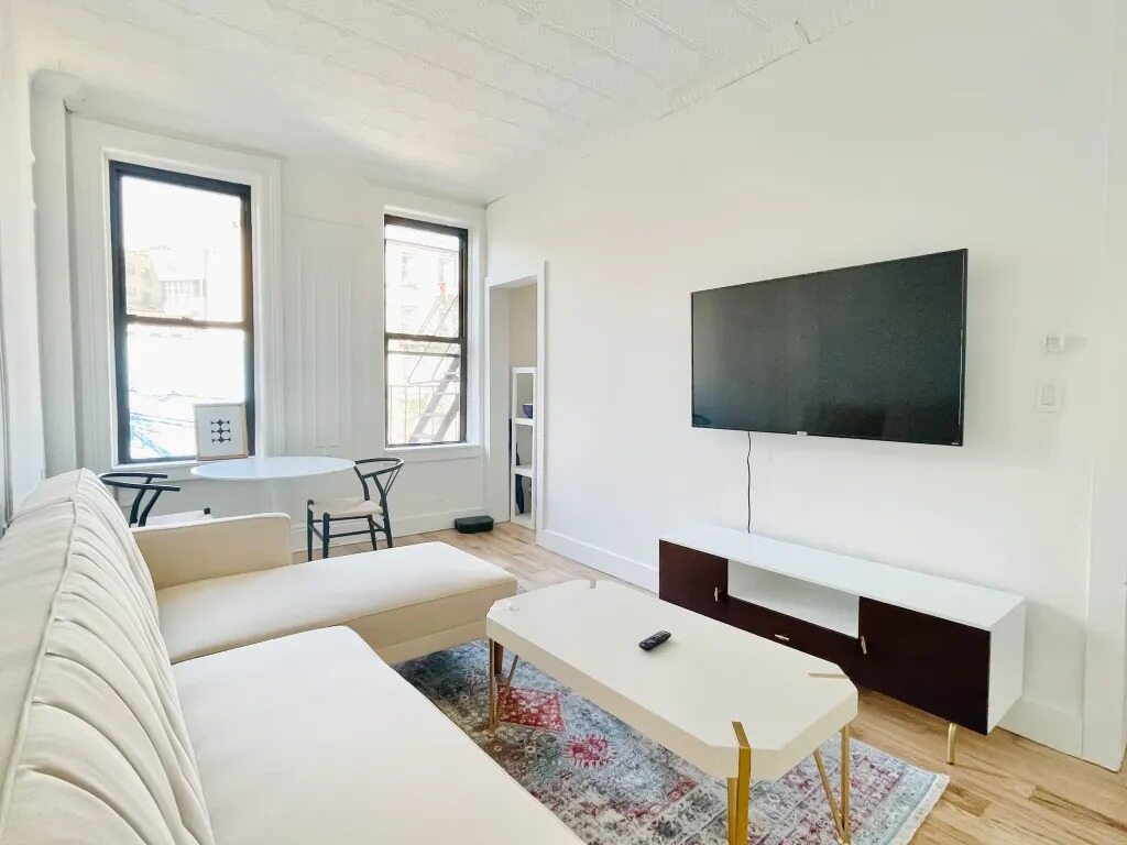 595 Kosciuszko Street, New York
