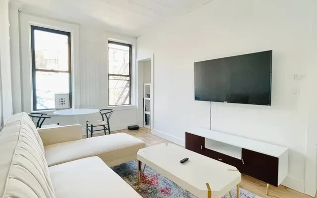 595 Kosciuszko Street, New York 0