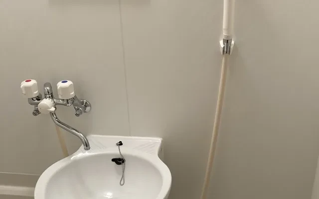 レオパレスクリスタル 4