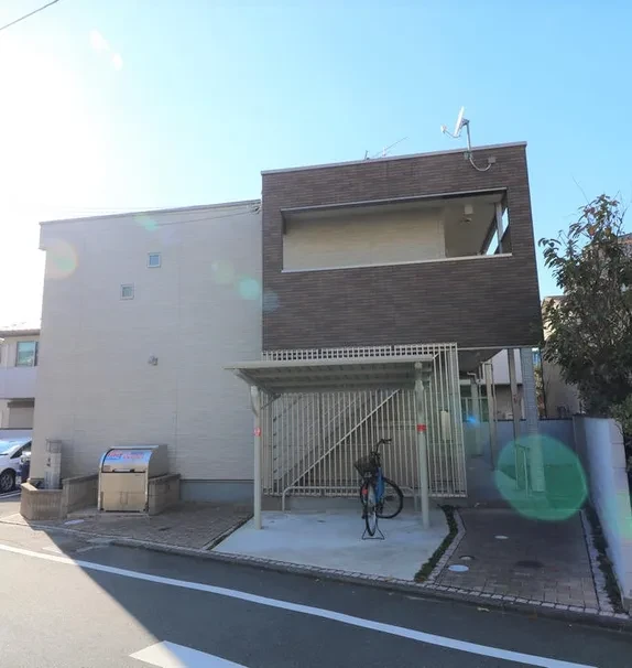 クレイノメモワール山科 102号室