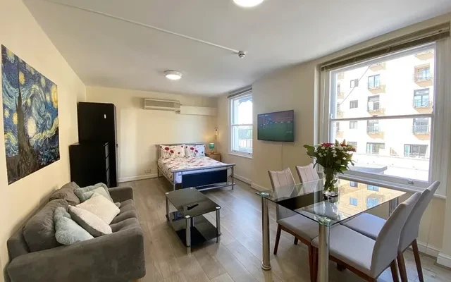 LH-138-140 Cromwell Road 1