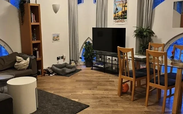 LH-Farringdon Road 1