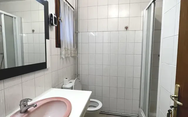 Villejuif 94e·10m²·F1·Studio·With furniture 3