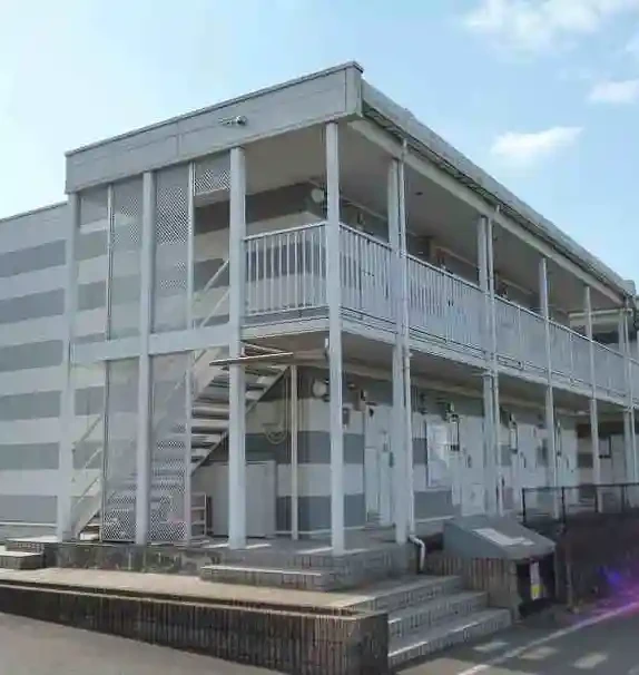レオパレスデラシネ